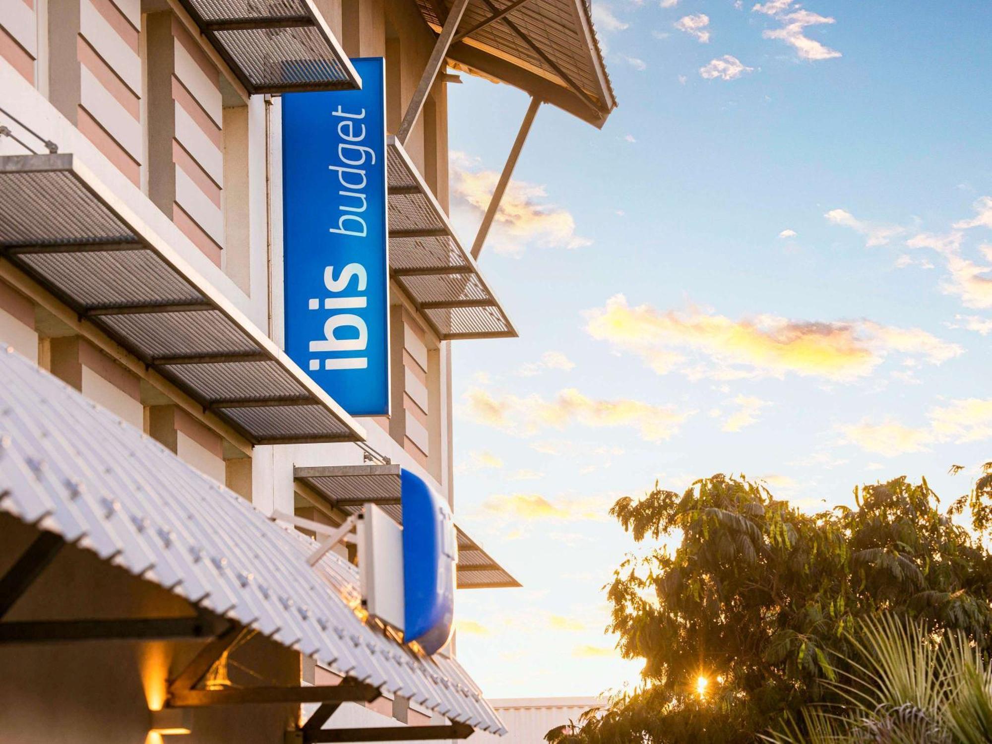 Ibis Budget Carcassonne Aeroport - A61 Dış mekan fotoğraf